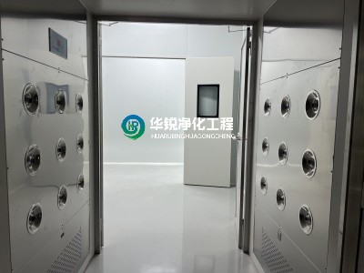 電子行業(yè)的無(wú)塵車間潔凈室裝修設(shè)計(jì)有哪些特殊考慮